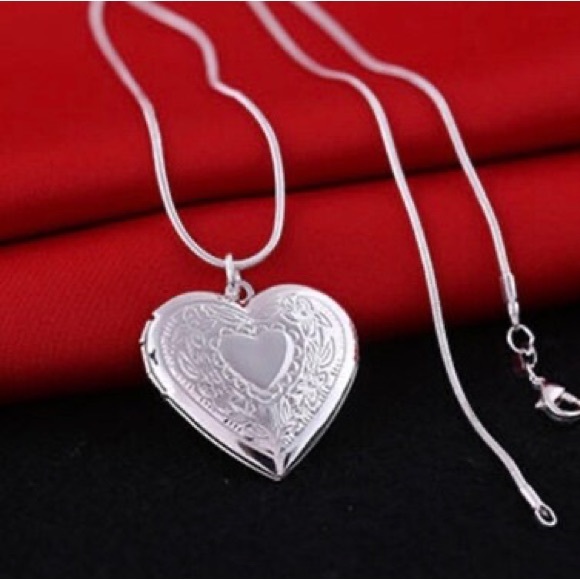S925 Sterling Silver Charm Heart Shaped Frame Chain Necklace For Women - Picture 4 of 5